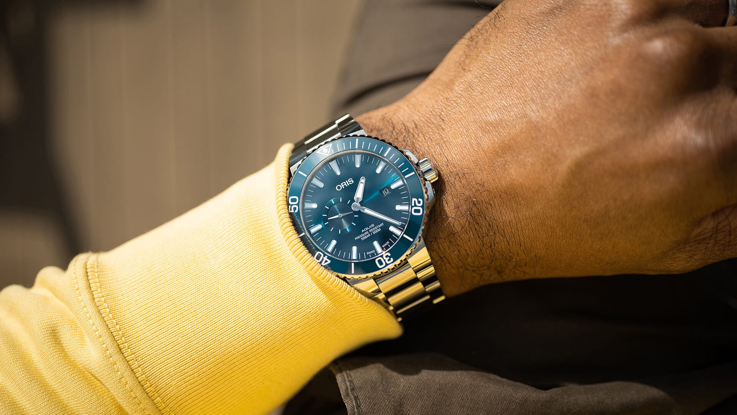 Oris Aquis Small Second Date Watch