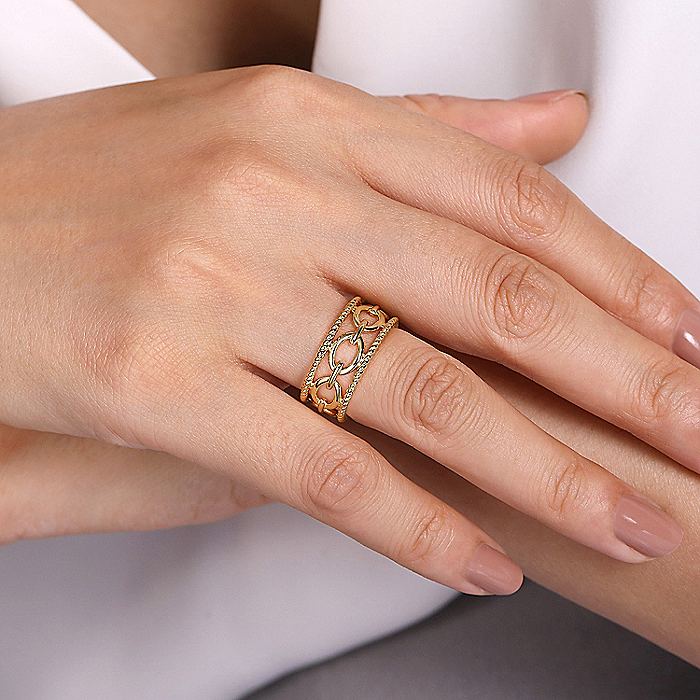 Gabriel & Co Yellow Gold Chain Link Ring with Twisted Rope Frame