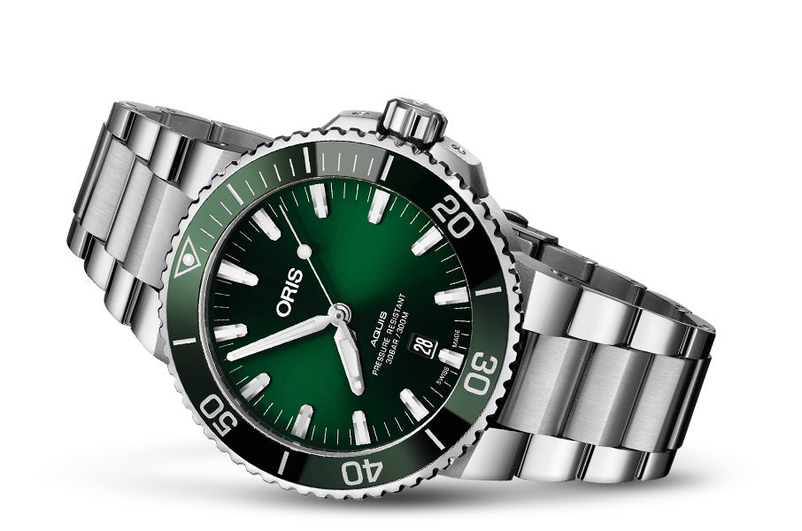 Oris Aquis Date 43.5