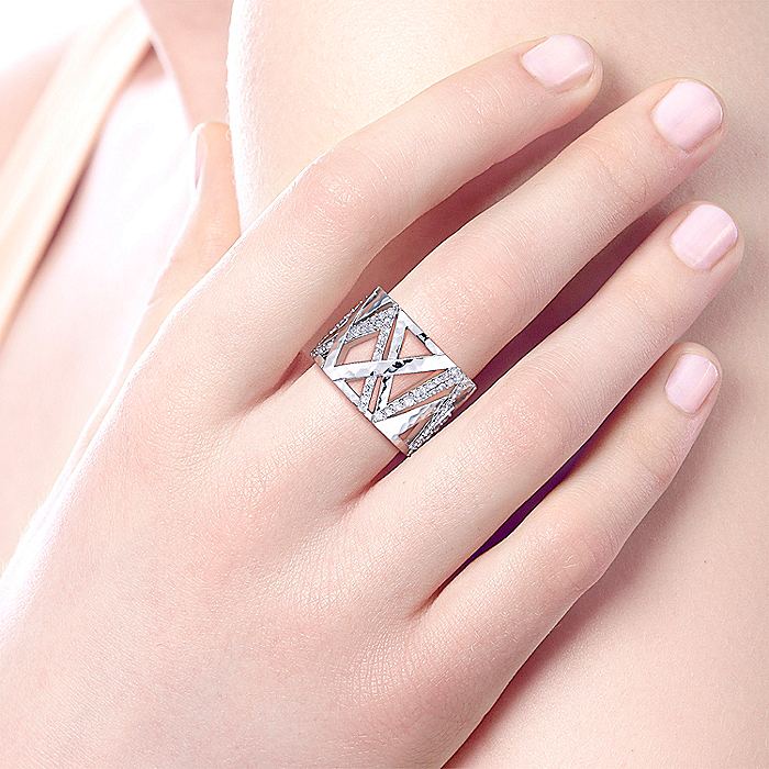 Gabriel & Co Sterling Silver Hammered White Sapphire Wide Ring