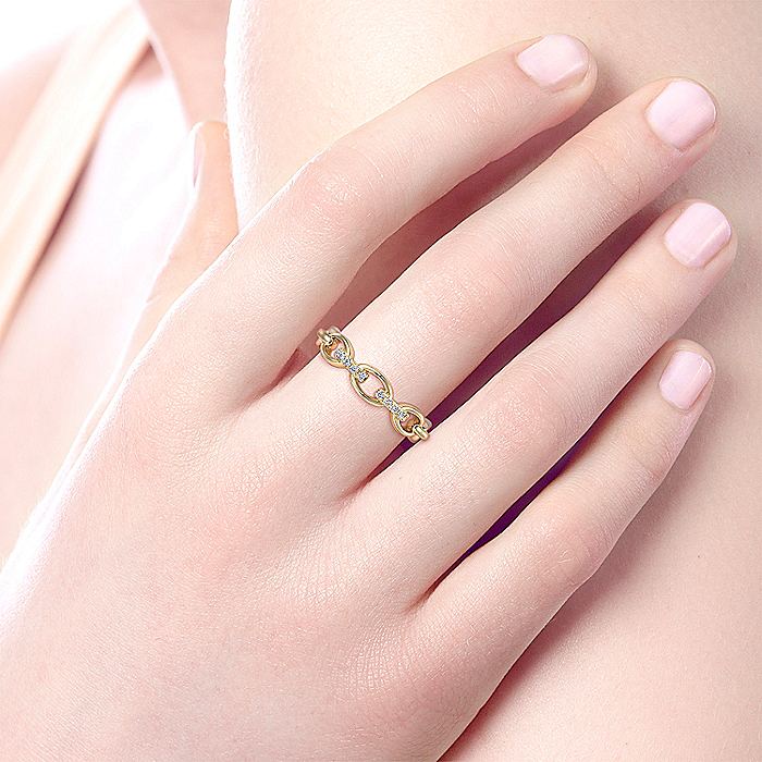 Gabriel & Co Yellow Gold Oval Chain Link Diamond Ring
