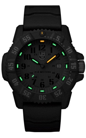 Luminox Master Carbon SEAL - Watches - Mens