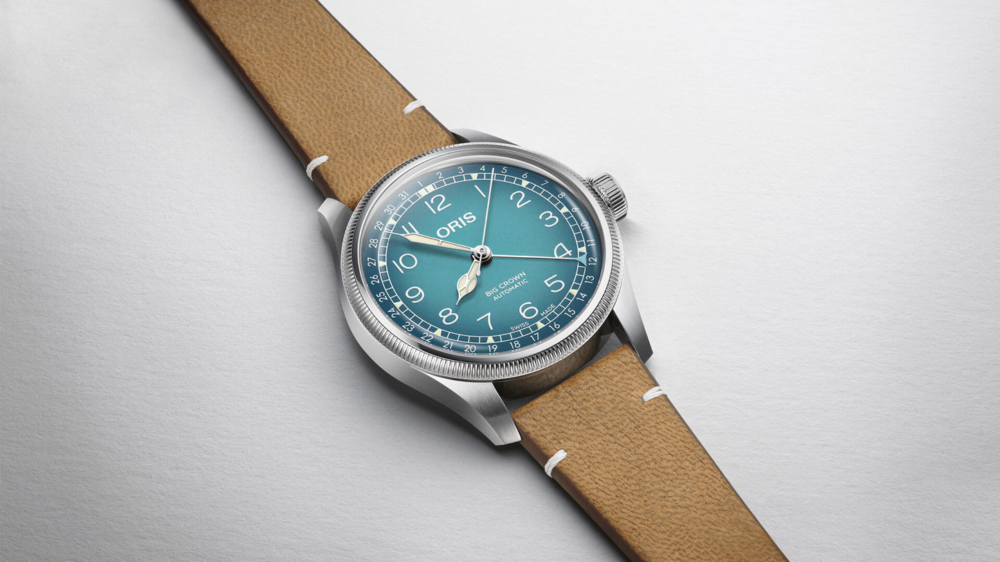 Oris X Cervo Volante 38mm