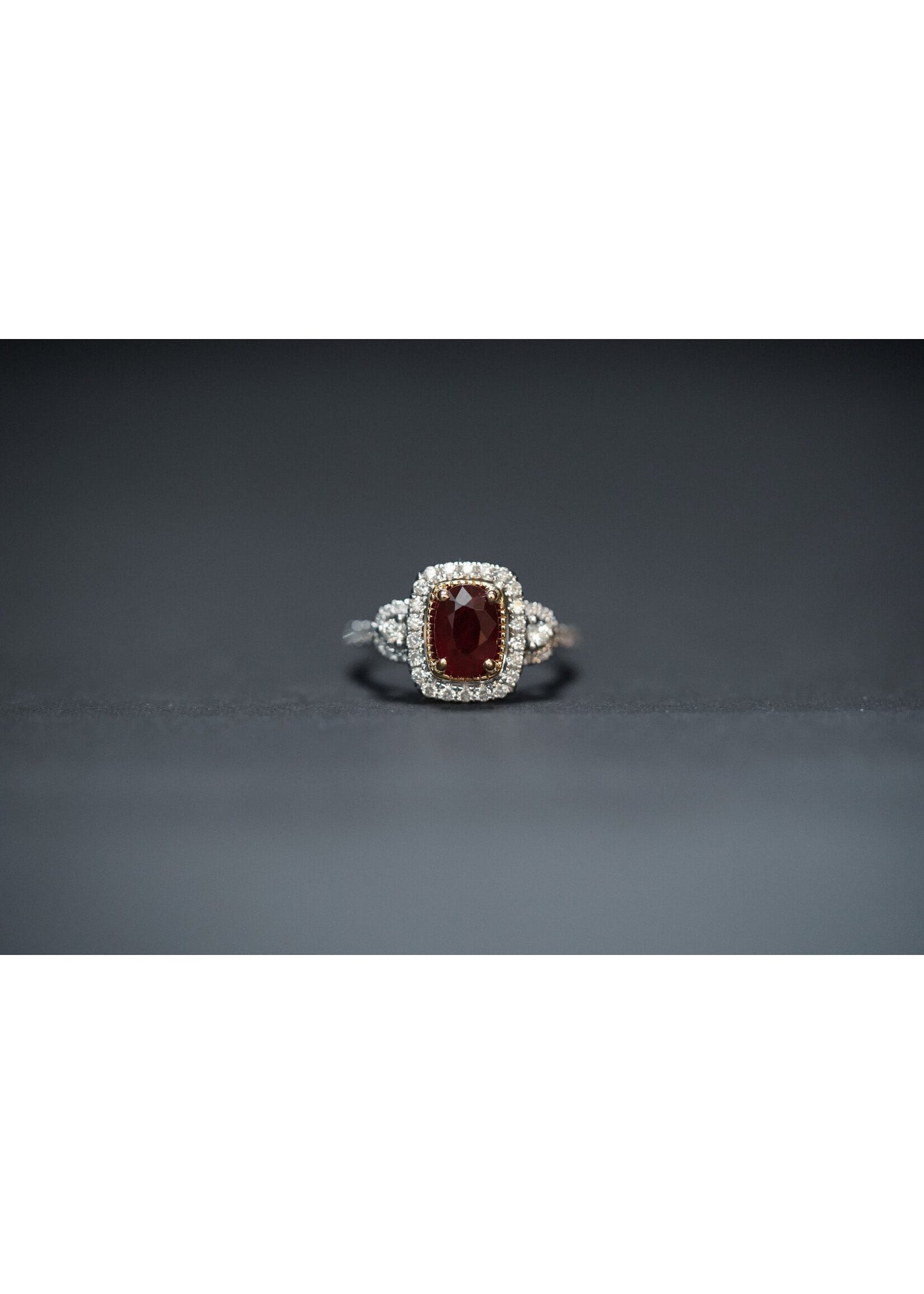 Colored Stone Rings  -  Women'