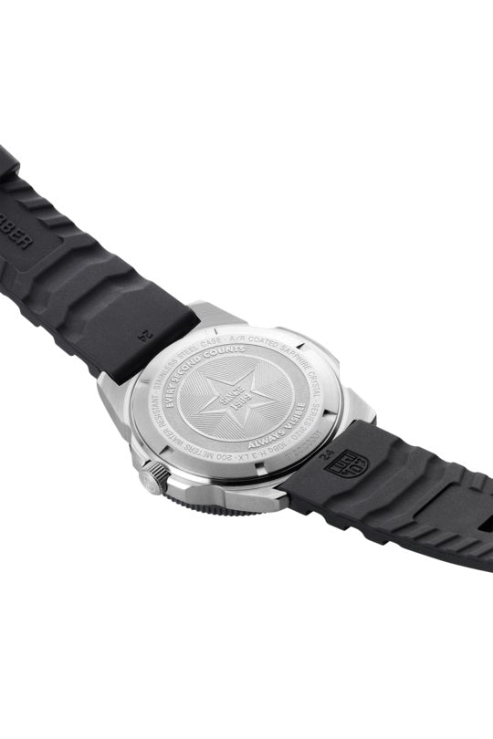 Luminox Pacific Diver