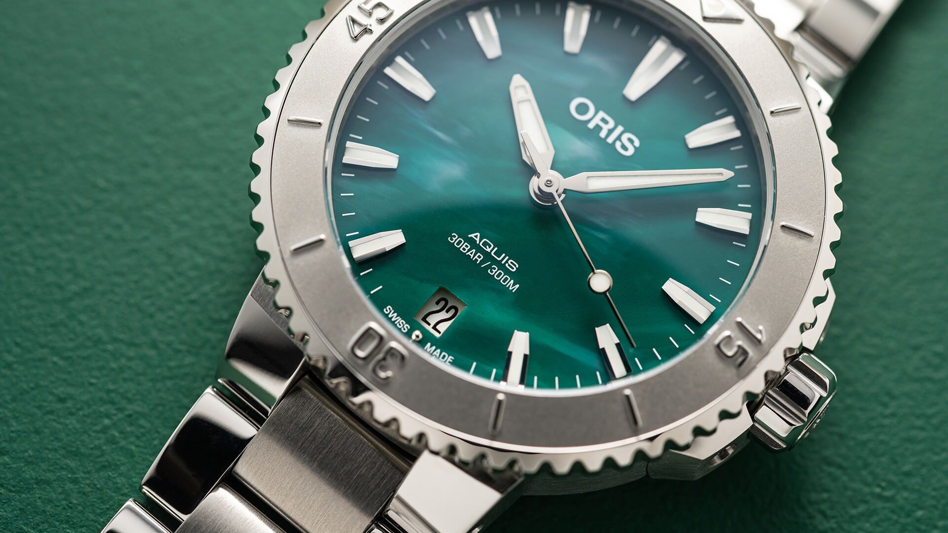 Oris Aquis X Bracenet 43.5mm - Watches - Mens